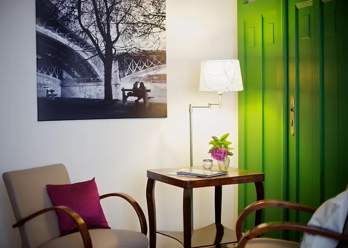 Appartement Door Family *
